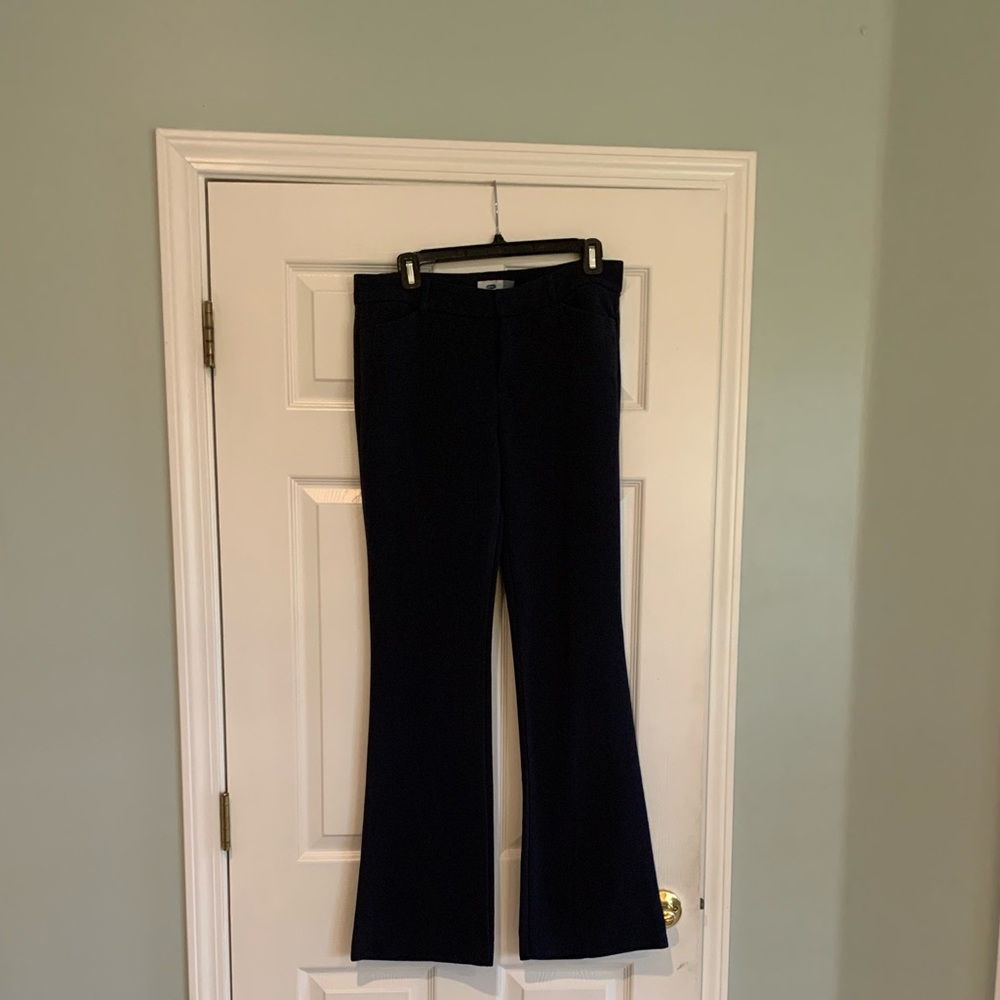 Boot cut pants in navy blue from Old Navy (size 8)